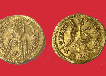 Dos tremis visigodas, recuperadas por la Policía Nacional en León y en Saceruela, Ciudad Real